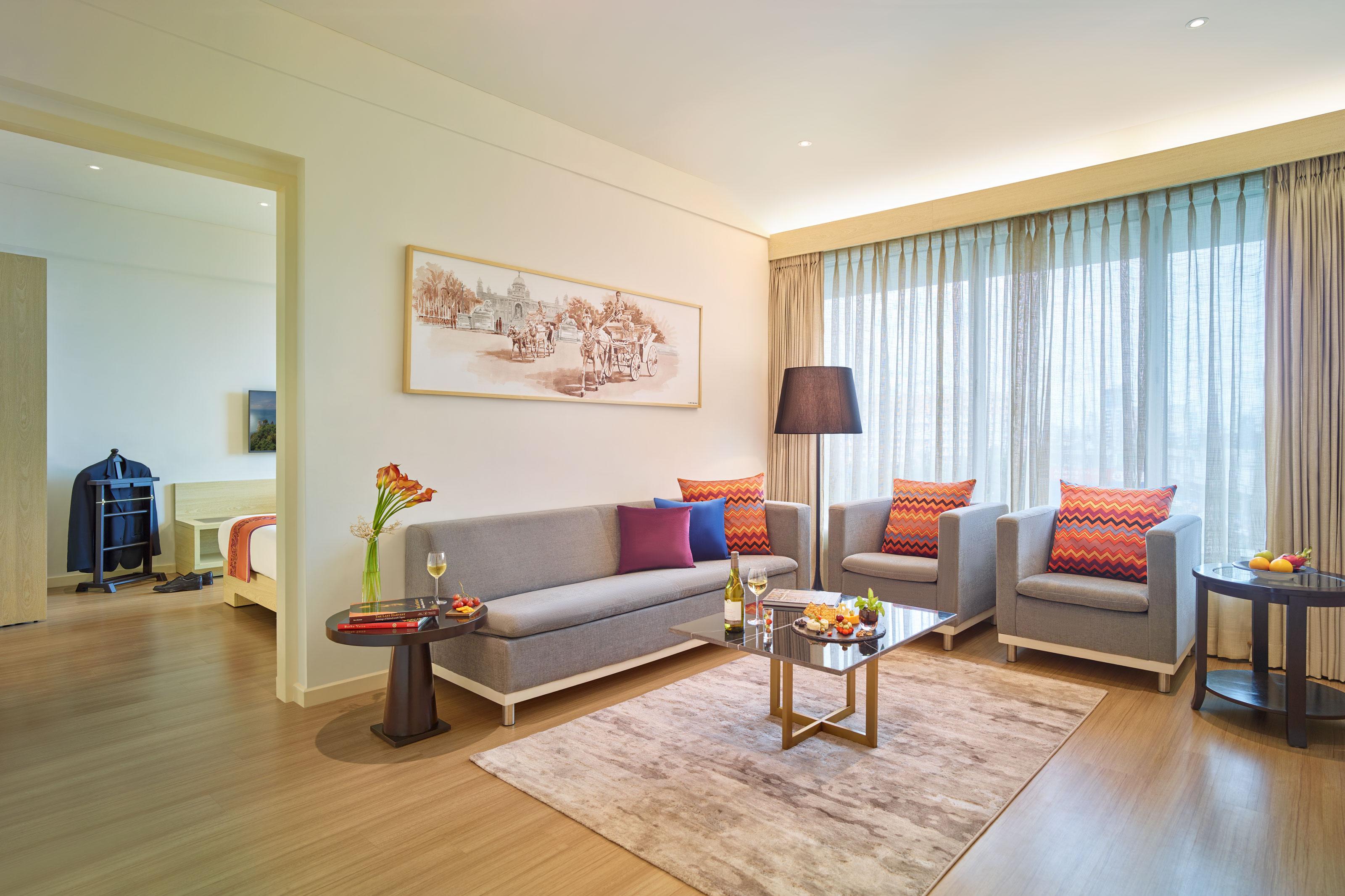 Vivanta Kolkata Em Bypass Extérieur photo A living room in a serviced apartment in Beijing, China